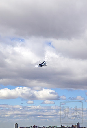 Shuttle Enterprise arrives in New York City, April 27, 2012 4