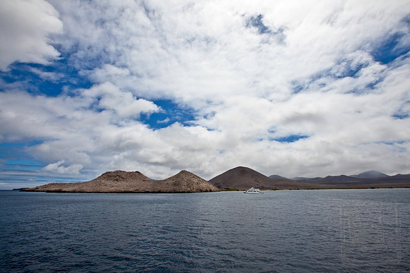 Galapagos landscape, 1,14.489220S, 90,23.474880W