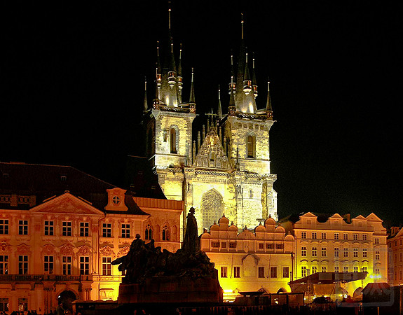 Statue of Jan Hus and Church of our Lady before Týn, Prague, Czech Republic