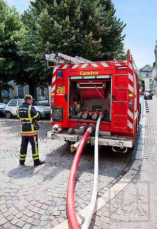 Un Camion de pompier et un pompier, Chinon, France