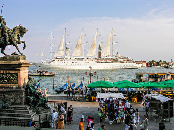 Cruise ship, Lagoon, San Marco, Venezia, Italy