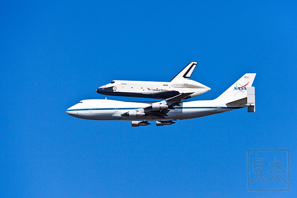 Shuttle Enterprise arrives in New York City, April 27, 2012